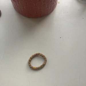 Kknekki - Jätte fin färgglad Kknekki äkta och aldrig använd❤️❤️