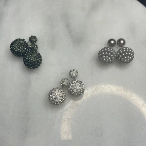 Örhängen  - 20kr/par