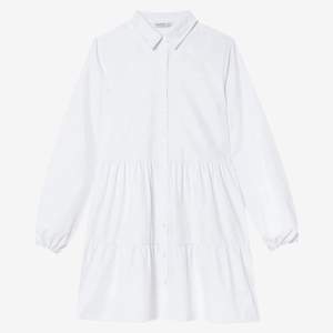 Jättefin vit skjortklänning ifrån stradivarius 🤍 