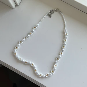 Halsband  - Gör egna halsband i alla olika färger och storlekar, säljer detta för 149kr