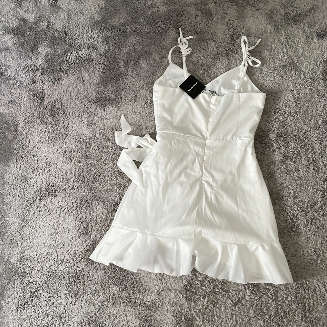 Vit finklänning - 90