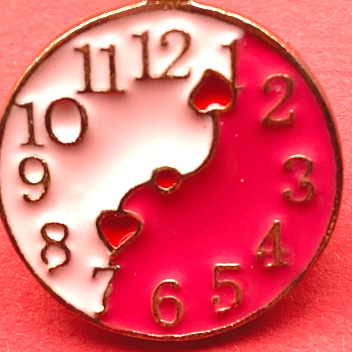 Alice clocks pin  - 91
