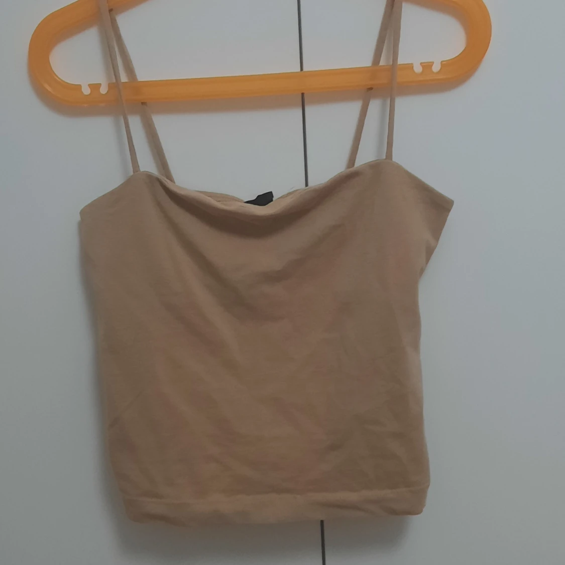 Kort brunt/beige linne 