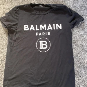 Balmain - Cond 8,5/10 Small