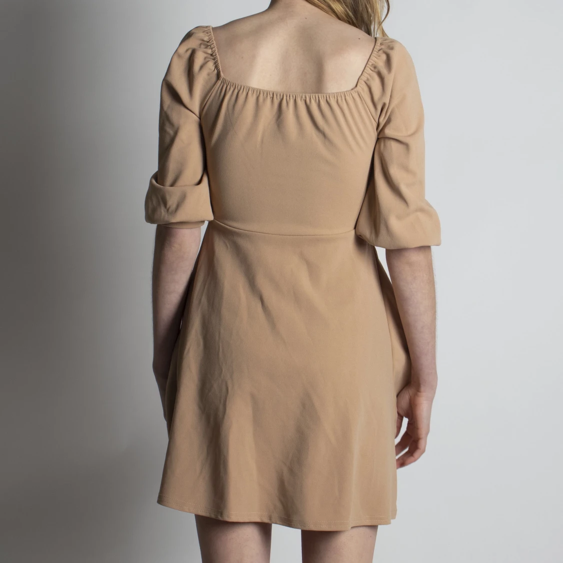 Fejk omlott klänning - 91