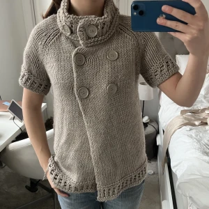 Kofta!! - Säljer denna så fina och unika kofta!!💗