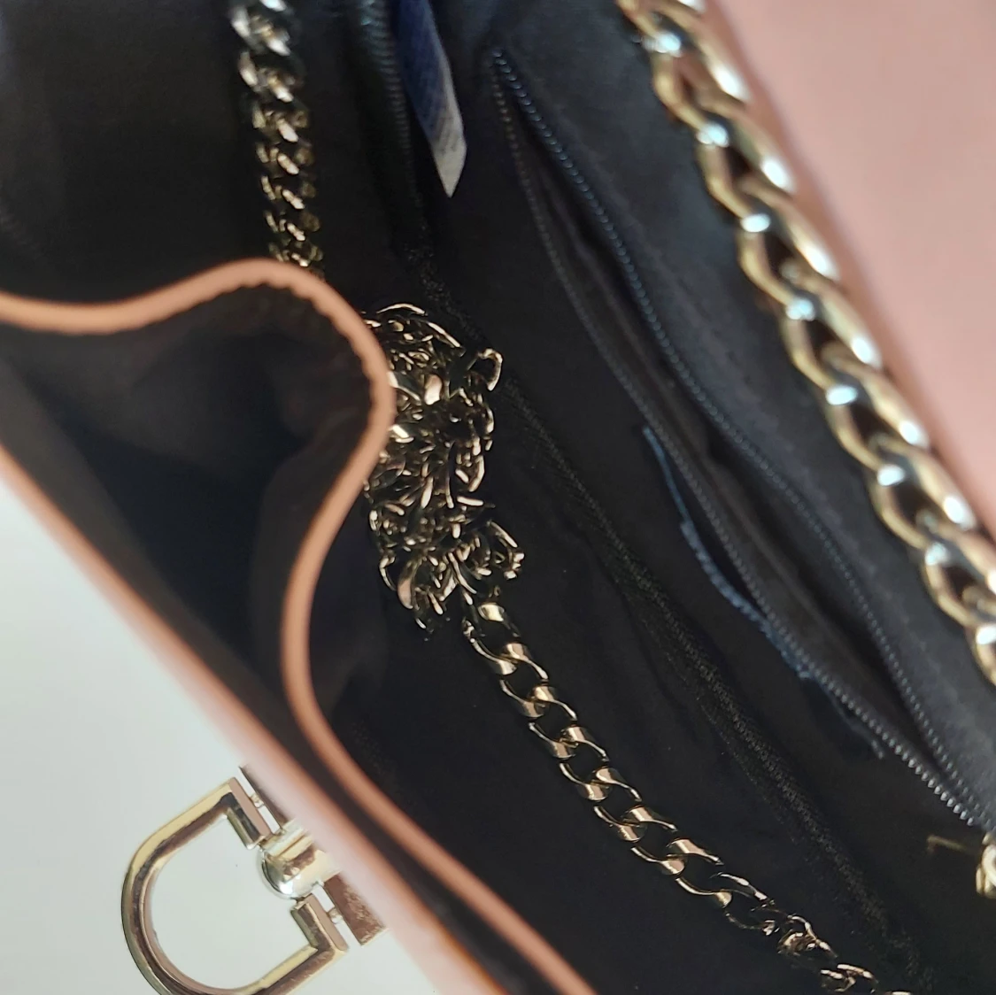 Rosa axelväska - 91