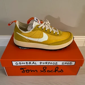 Tom Sachs General Purpose  - Tom Sachs General Purpose Dark Sulfur - Size 42/8.5, DS