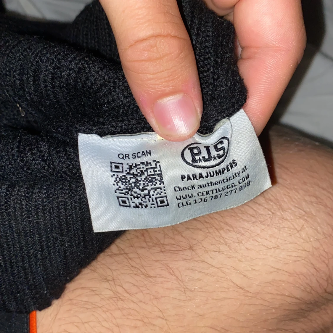 PARAJUMPERS mössa, köpt för 699kr - 90