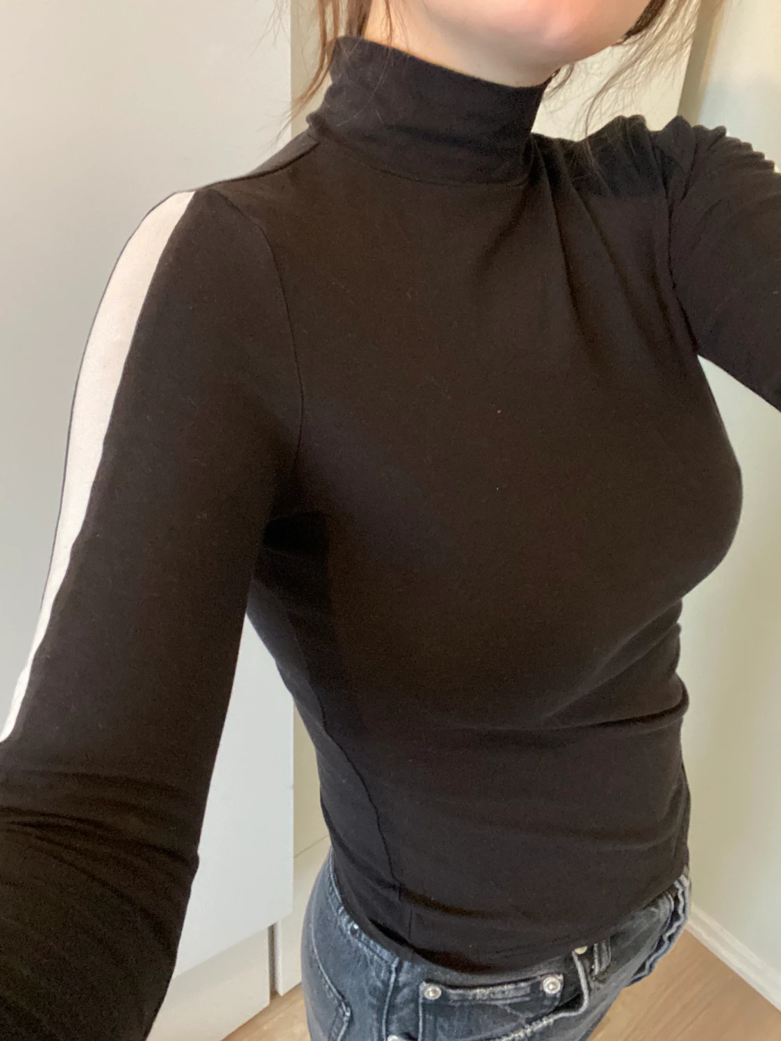 Polotröja med snygg detalj