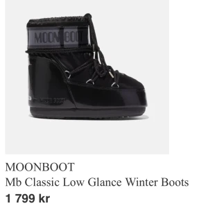 Moonboots Classon low glance  - Som nya, sparsamt använda  Storlek 36-39 Slutsålda nästan överallt!