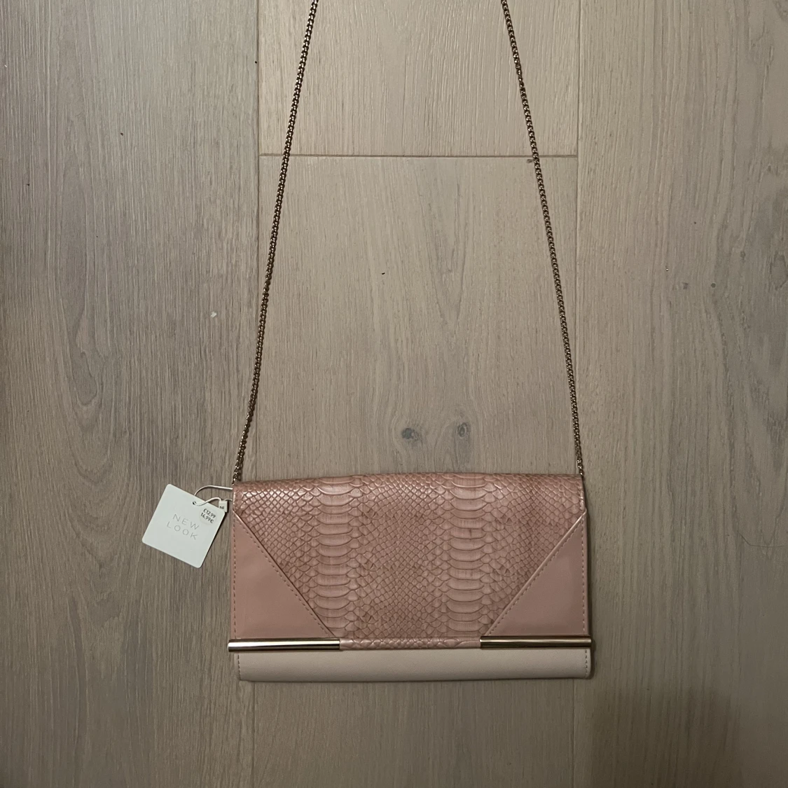 LJUSROSA KUVERTVÄSKA 💞 - 91