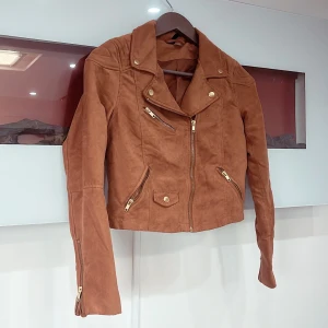 brun beige sommar jacka  - kort sommar jacka 