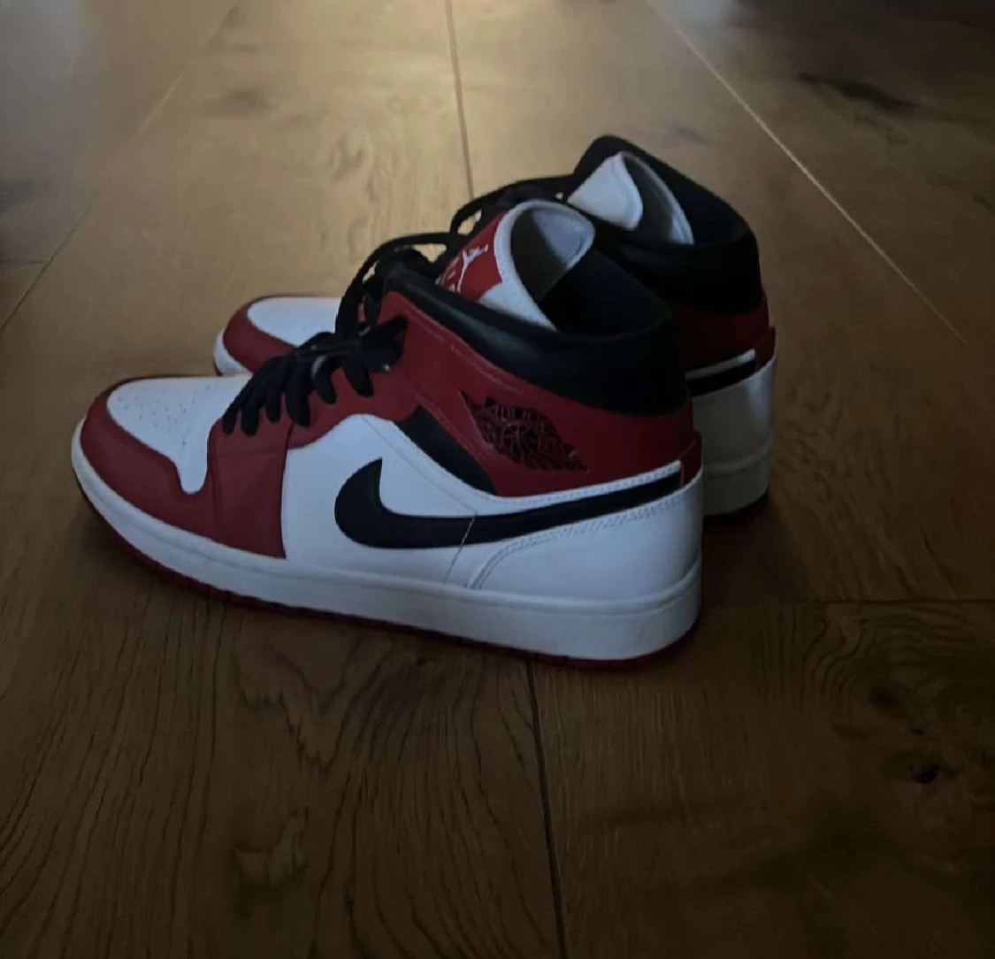 Jordan 1 mod Chicago  - 90