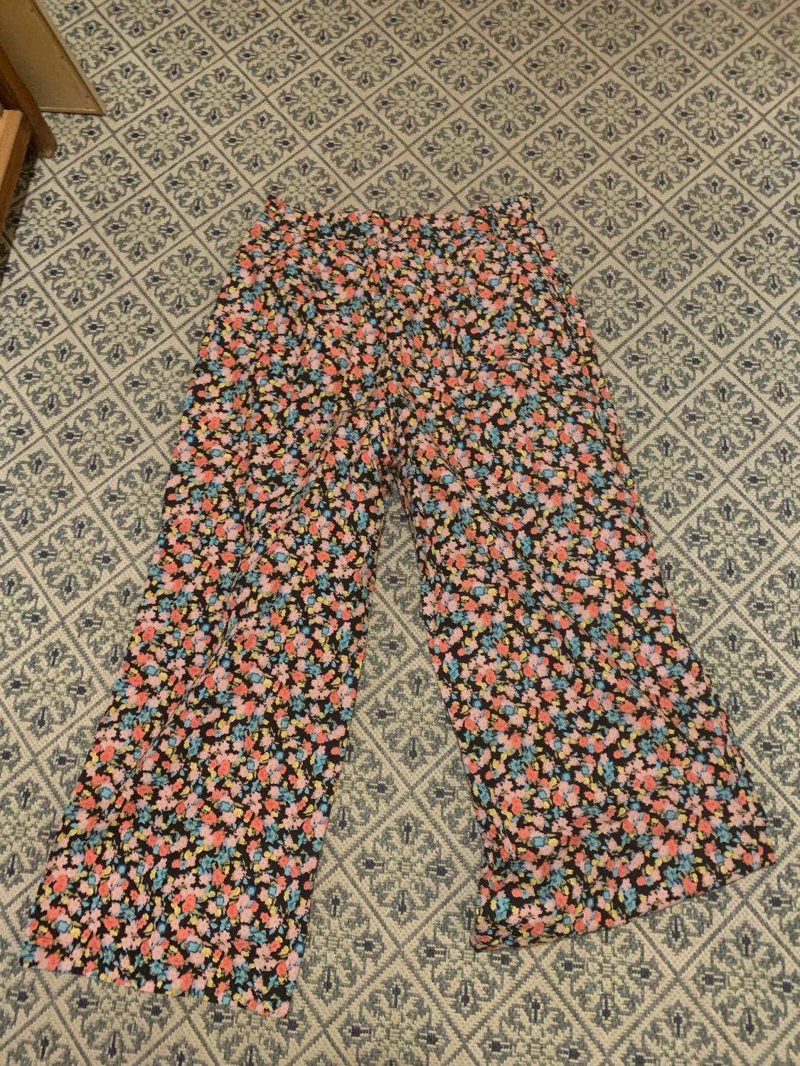 Blommiga byxor - 90