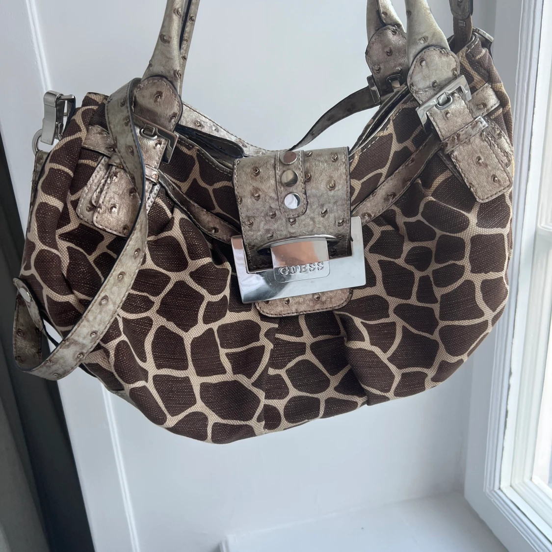 GUESS BAG
