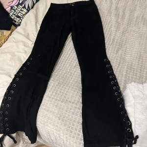 Flare byxor - Aldrig använda