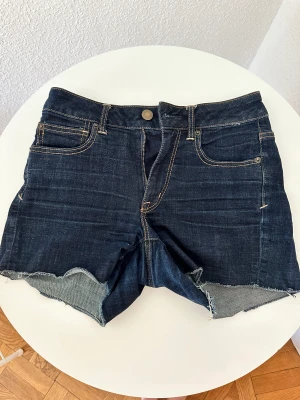 American Eagle Denim Shorts - Bra skick, stretchiga. Storlek 38