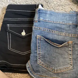 2 cooola jeans kjolar från hm! Pris diskuteras kan oxå skicka fler bilder 