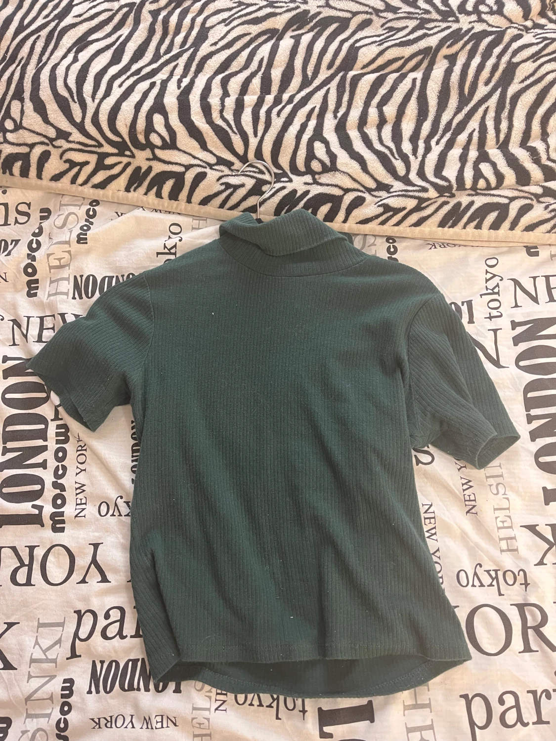 Kortärmad grön tröja 