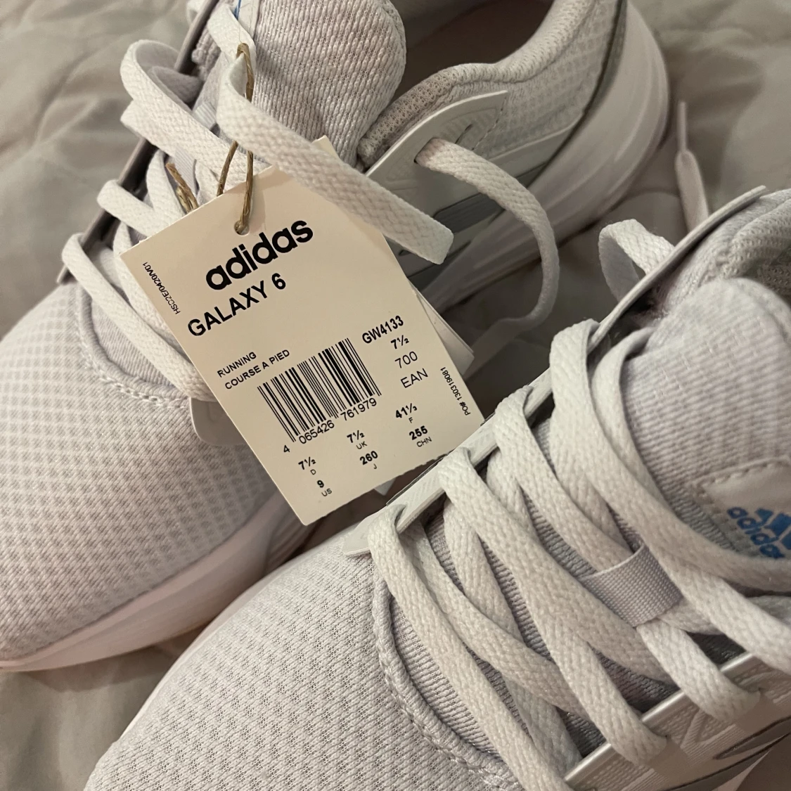 Adidas skor  - 91