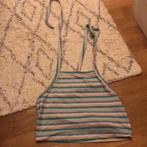 Topp - Söt topp från shein. Aldrig använd, storlek xs