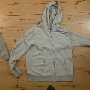 Gant zip up - Storlek 170. Skick 9/10