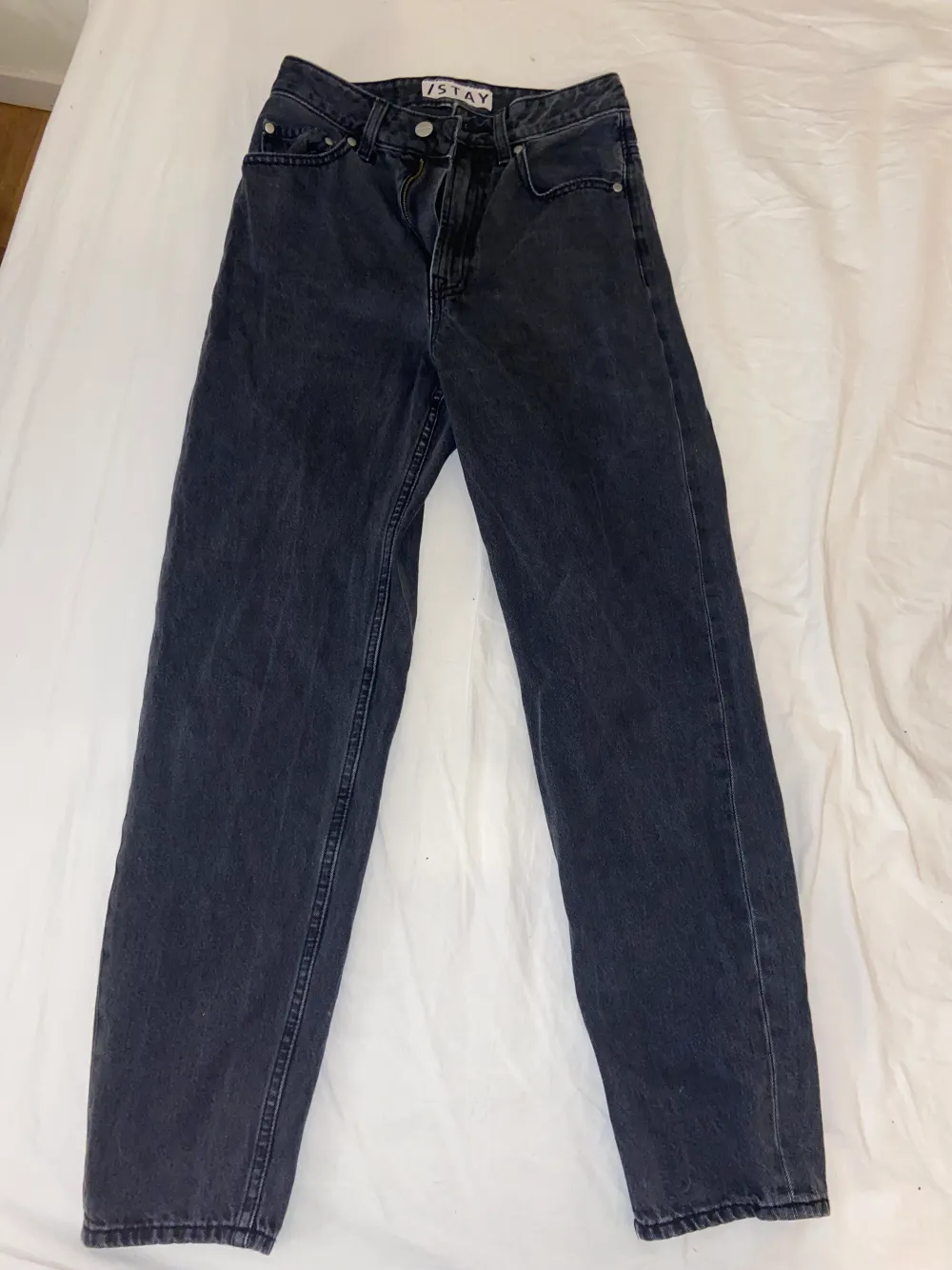 Svarta jeans från Stay i storlek XS. Mycket bra skick och väldigt bekväma! . Jeans & Byxor.