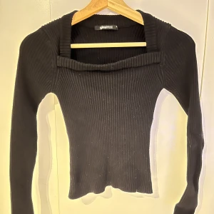 Stickad tröja - Har krympt lite i tvätten