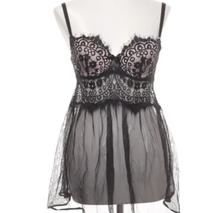 negligé - negligé / topp från hunkemöller! fin och i bra skick. skriv för fler bilder