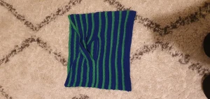 Stickad tuptopp  - Tubtopp från shein Säljer då den är för stor för mig (rekommenderar till nån med större bröst) 