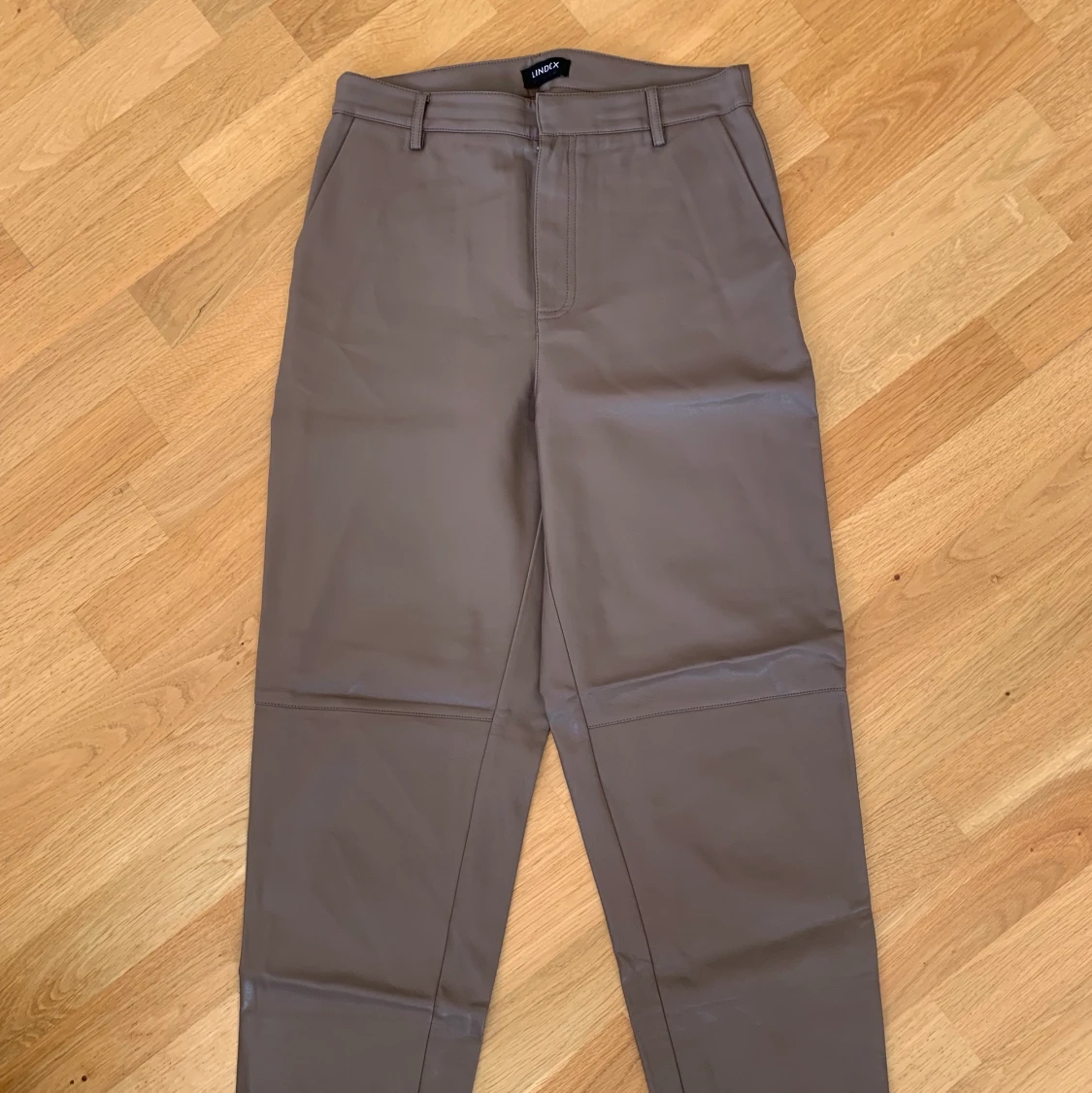 Bruna läderbyxor  - 90