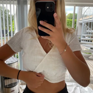 Vit topp - Super söt vit topp🤍