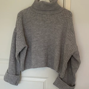 Polotröja  - Perfekt höst/vinter tröja 😍 