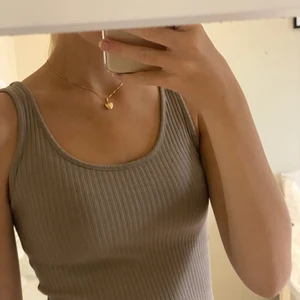 H&M linne - Ett brunt linne från hm, endast testat, kom privat för fler bilder💓