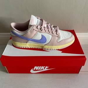 Nike dunk low Pink Oxford - size 42/USW10, DS.
