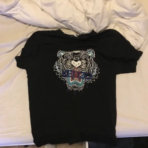 Kenzo tshirt  - 10/10 skick