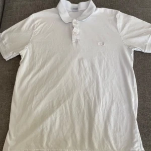 Lacoste pikétröja storlek L - Använt några gånger, bra skick