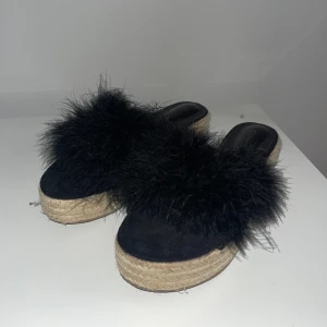 Tofflor - Fina tofflor oanvända