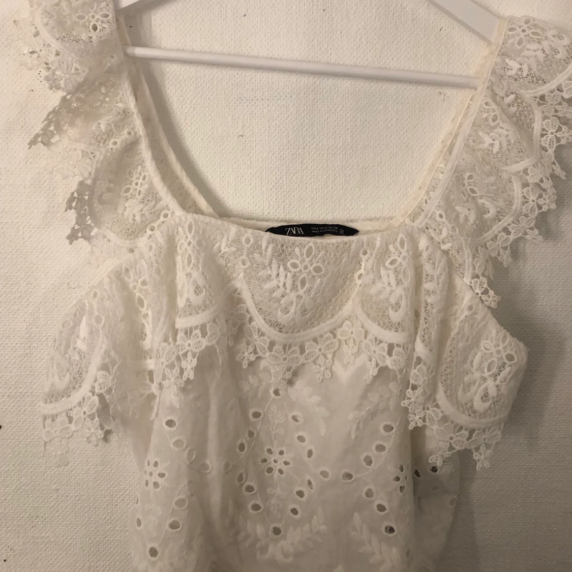 Vit Zara topp med spets - 91