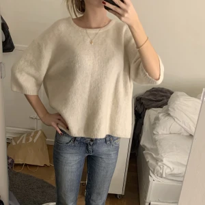 stickad tröja - så fin!  från lindex