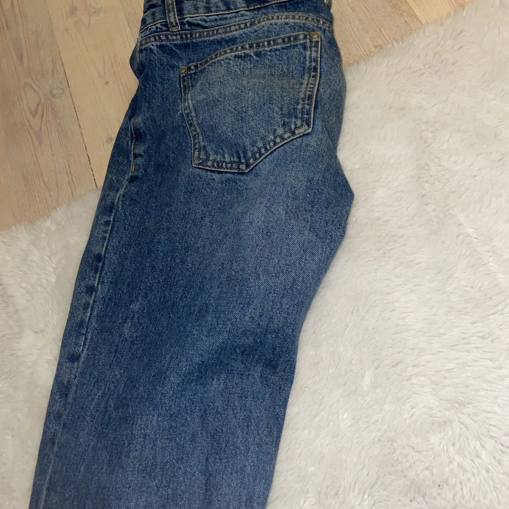 Sälje mina Lågmidjade jeans ifrån Nelly!💗. Jeans & Byxor.