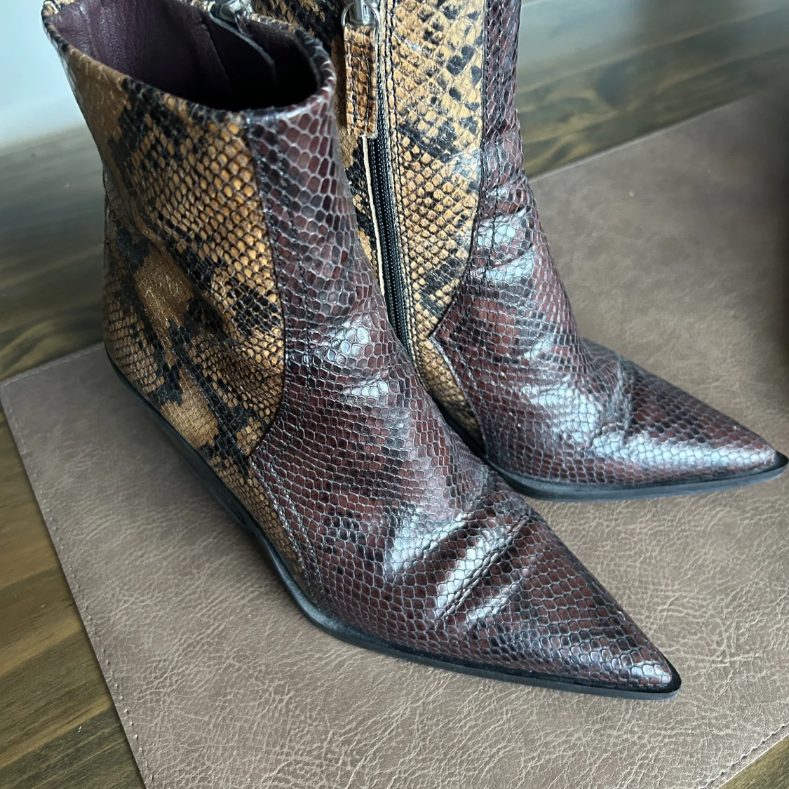 Coola skinn boots - 91