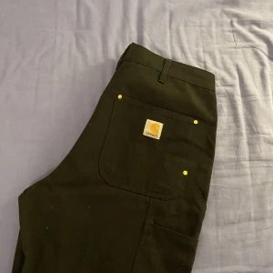 Carhartt double knee - Carhartt doubleknee, knappt andvända. 