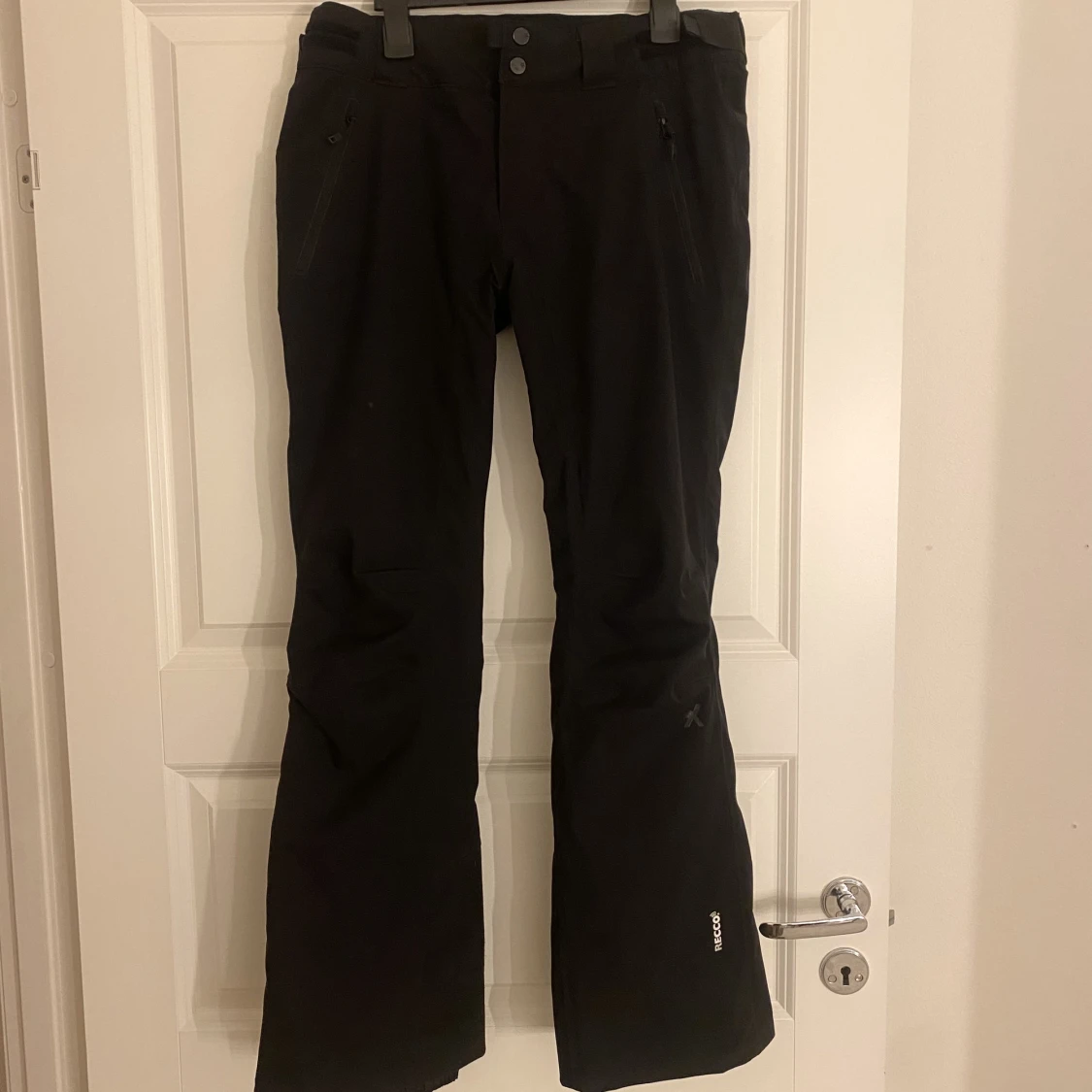 Svarta skidbyxor