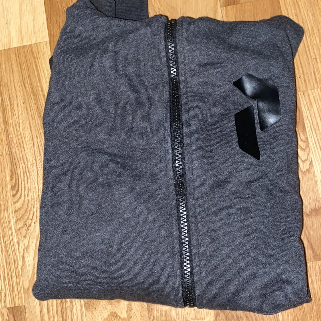 Peak performance hoodie