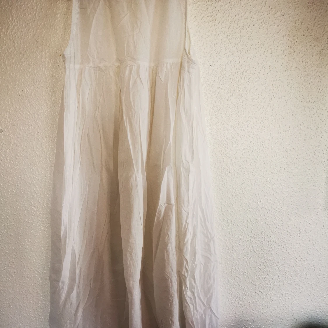 Vit klänning, stl: small - 90