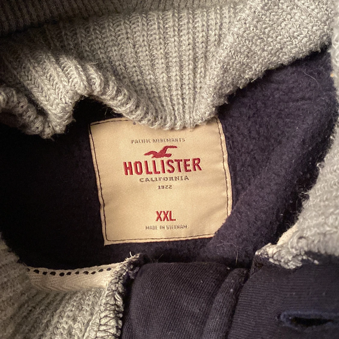Hollister hoodie - 91
