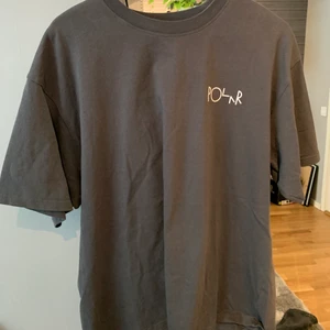 POLAR SKATE CO TSHIRT - Endast testad! Strl XL. Riktigt skön men inte min färg bara
