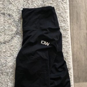 Shorts - Ett par snygga shorts från Icaniwill! Använda max två gånger! Ser ut som nya!